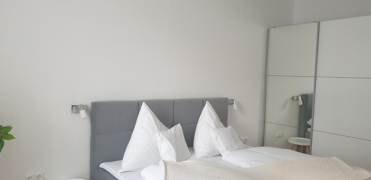Topart Apartman Tapolca Exterior foto