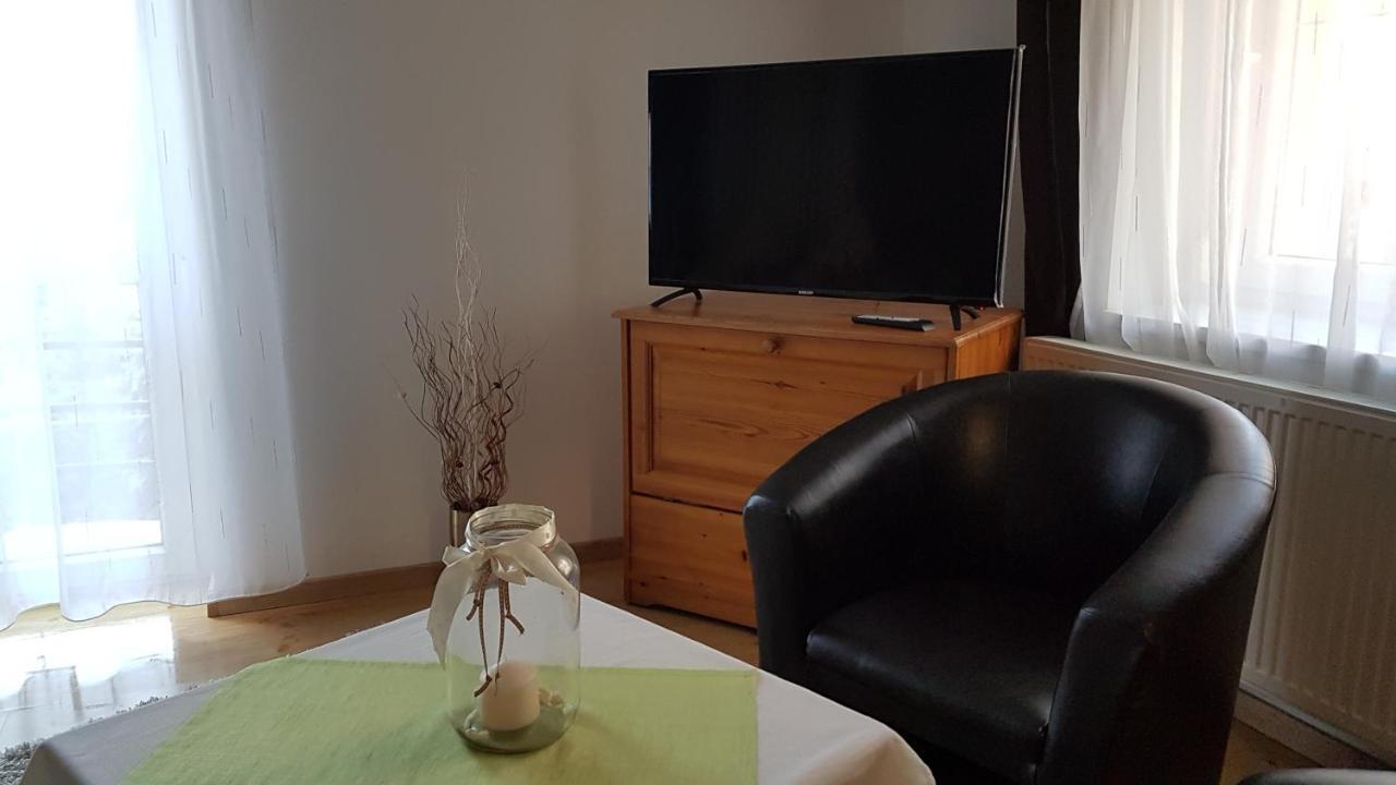 Topart Apartman Tapolca Exterior foto