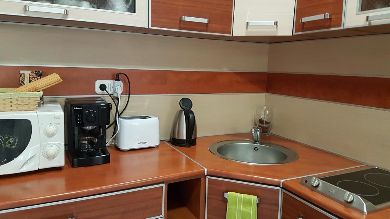 Topart Apartman Tapolca Exterior foto